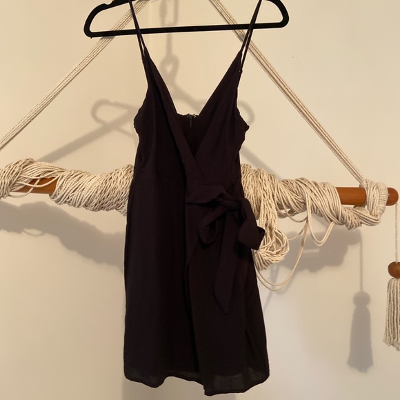 Black mini wrap dress - Picture 5 of 7